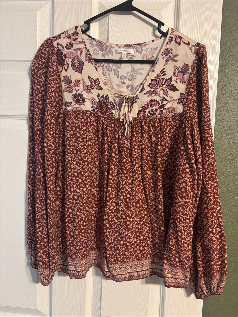 Maurices Rust and Cream Floral Peasant Blouse